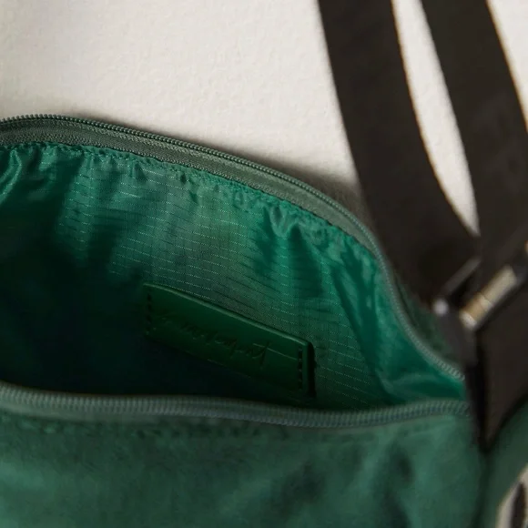 NWT FREE PEOPLE FLEECE BULLSEYE SLING BAG - Picture 2 of 7